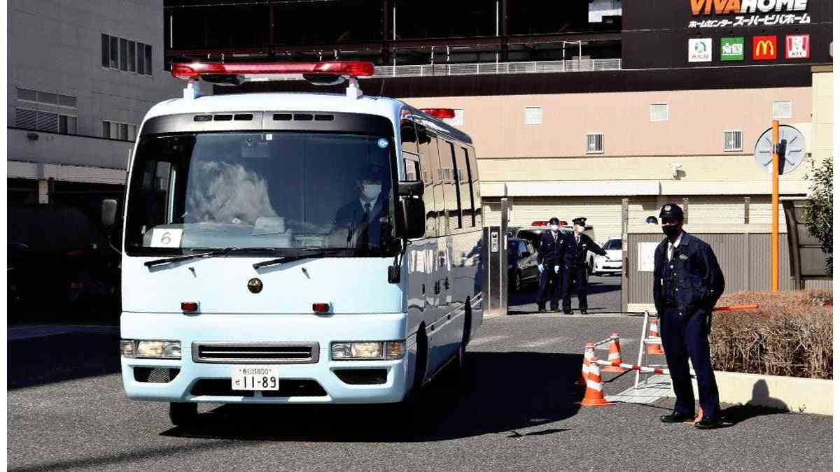 埼玉・戸田の教員切りつけ、男子高校生を鑑定留置…「無差別殺人に興味」と供述 : 読売新聞