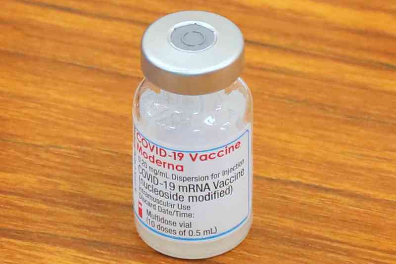 コロナワクチン、少なくとも7783万回分廃棄　2000億円超か（毎日新聞） - Yahoo!ニュース