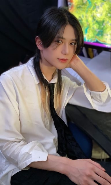 転落死の17歳女子高生との交際トラブルが発覚 YouTuberが謝罪綴るも「悲劇のヒーロー気取り」と炎上