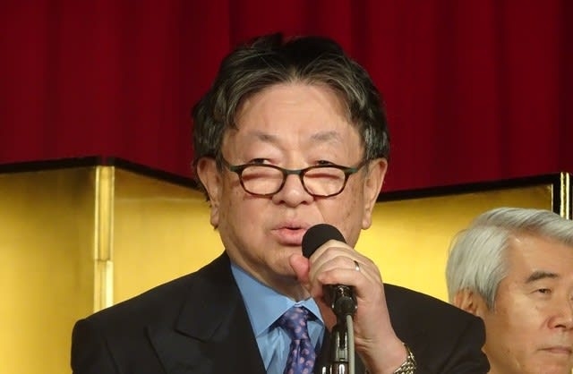 「精神科医が拳銃を持つ意味」精神科医療とは政策医療であり、内外の治安維持のためのシステムです。 - 精神科医療は思想警察なのか？