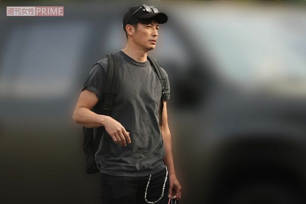 玉木宏の「公表しない」育児姿をキャッチ！ドラマ好調の妻・木南晴香をサポートする“リアル主夫道”（週刊女性PRIME） - Yahoo!ニュース