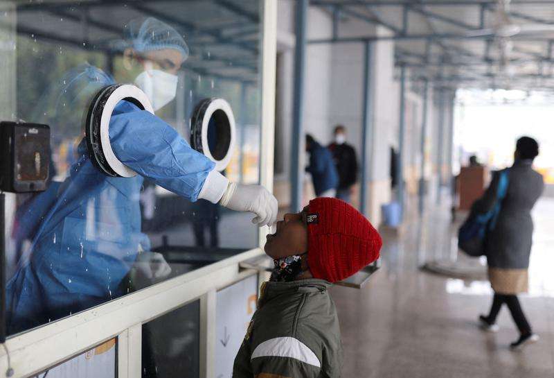 インドのコロナ新規感染、9月以来高水準　政府は検査強化指示 | ロイター