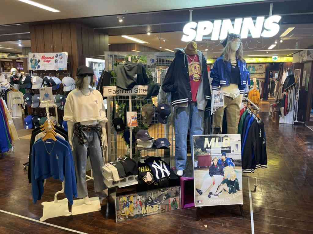 SPINNS通販「DIRKタグ付き」帽子が物議　他ブランド名の無断流用商品？SNSで指摘...販売ページ削除