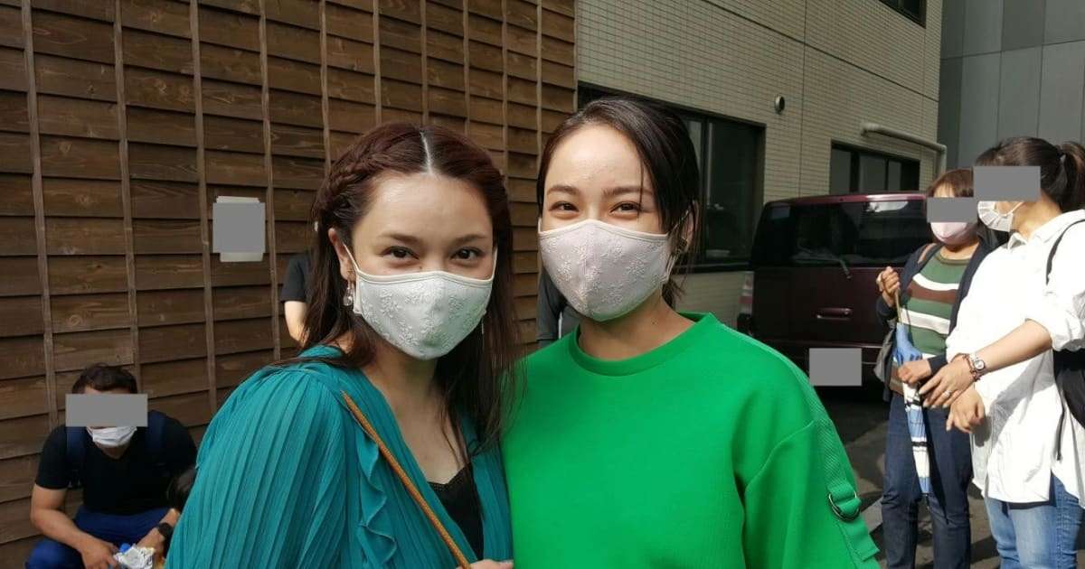 フォトギャラリー2枚目　平慶翔の逆転勝利を導いた愛梨＆祐奈姉妹と妻の「抜群の存在感」 | FRIDAYデジタル