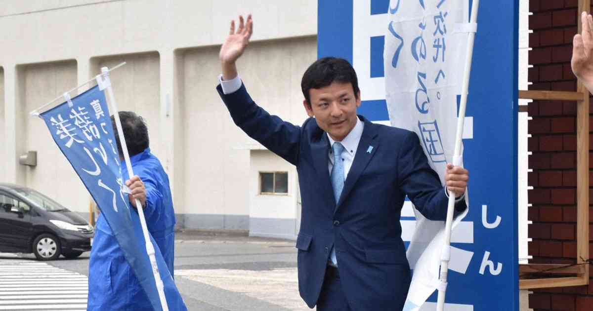 吉田真次氏「安倍先生のような政治家目指す」　衆院補選一夜明け | 毎日新聞