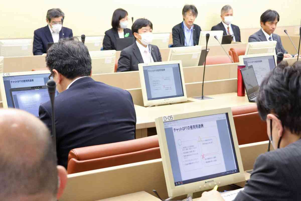 チャットＧＰＴ、活用を模索　使用禁止の動きも―自治体：時事ドットコム