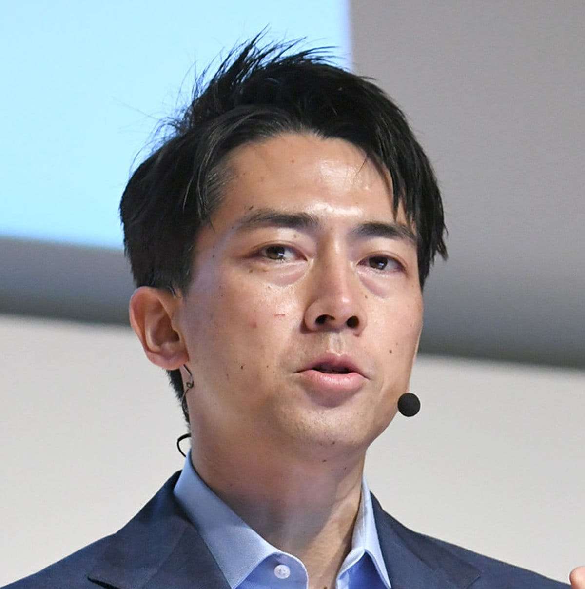 小泉進次郎氏が自らＬＩＮＥ交換、滝クリ話も解禁！ 突如〝キャラ変〟の狙い | 東スポWEB