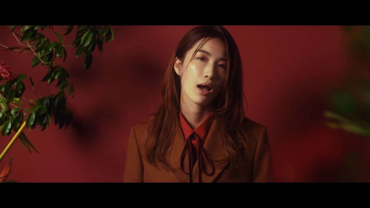 ジェニーハイ「不便な可愛げ」 feat. アイナ・ジ・エンド(BiSH) - YouTube