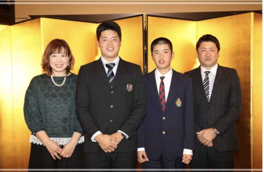 村上宗隆 女子ゴルフ原英莉花と真剣交際!個室で密会の鉄壁ガード