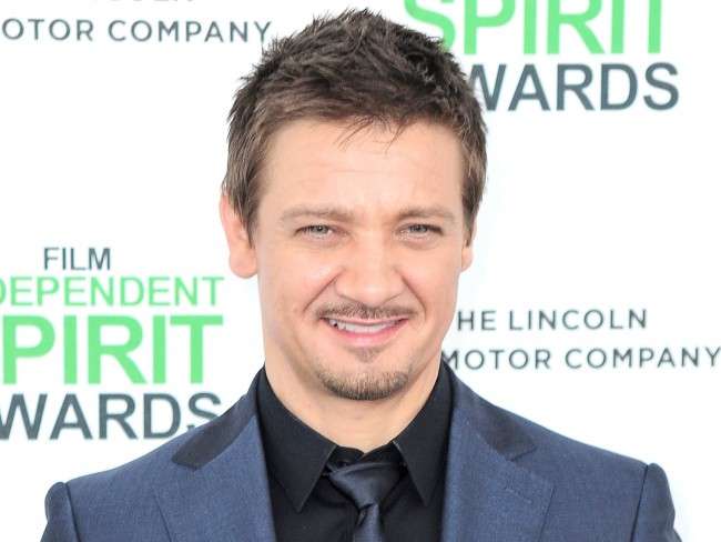ジェレミー・レナー、事故で眼球が飛び出ていた（クランクイン！） - Yahoo!ニュース