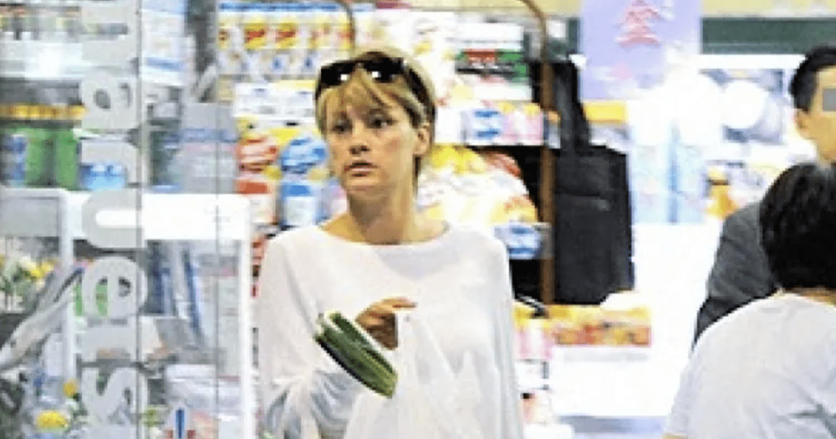 「銀座のママ」報道の梅宮アンナ「スポンサーになって」知人にお金の無心も…やめられないセレブ生活 | FRIDAYデジタル