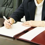 「嫌いな先生ベスト３だから」女性教師殴る -「嫌いな先生ベスト３だか- 【※閲覧専用】アンケート | 教えて!goo