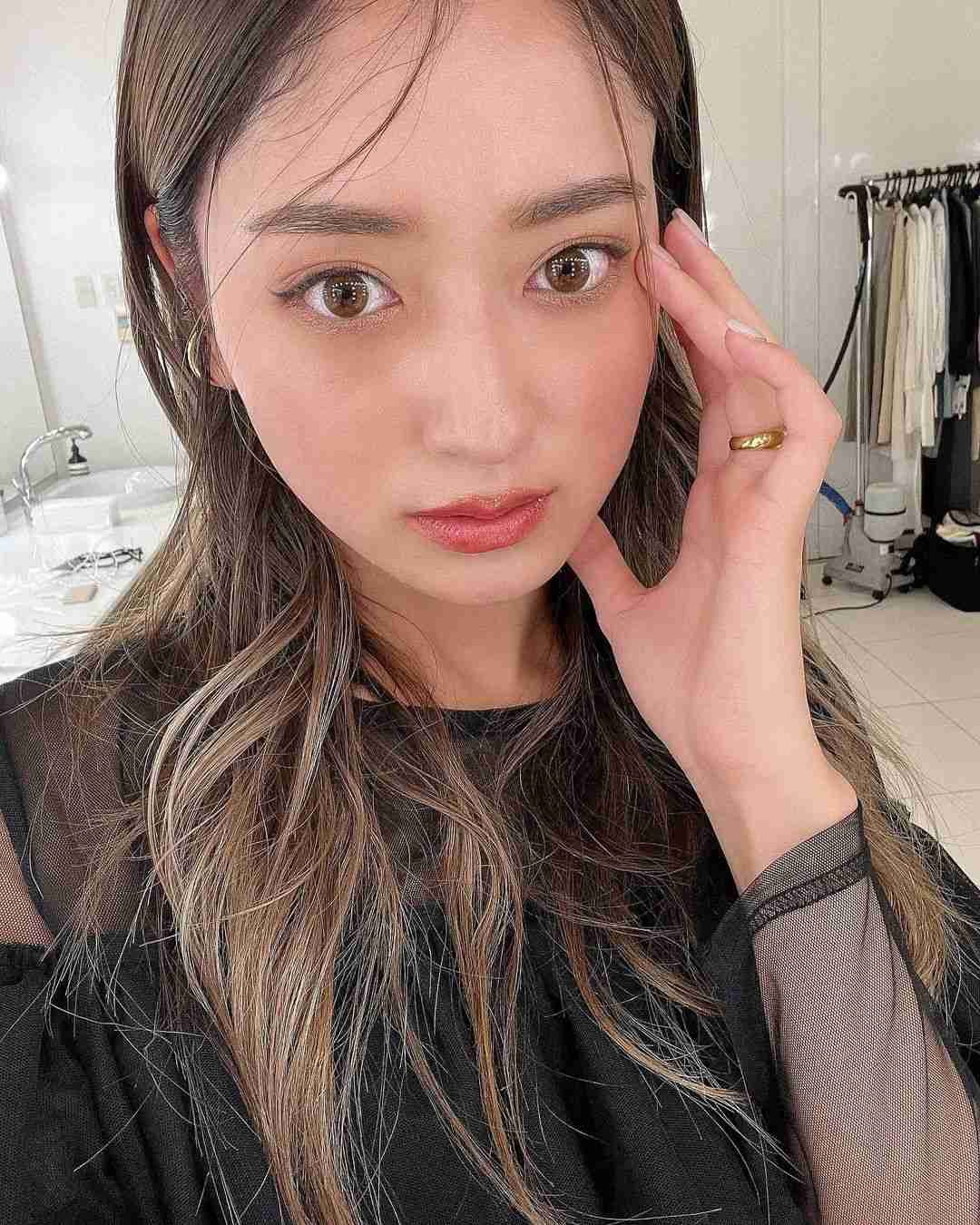 みちょぱ、河北メイクで大変貌「中村アンさん?!」「えええ!?だれかと!」「めちゃくちゃ綺麗です!!」
