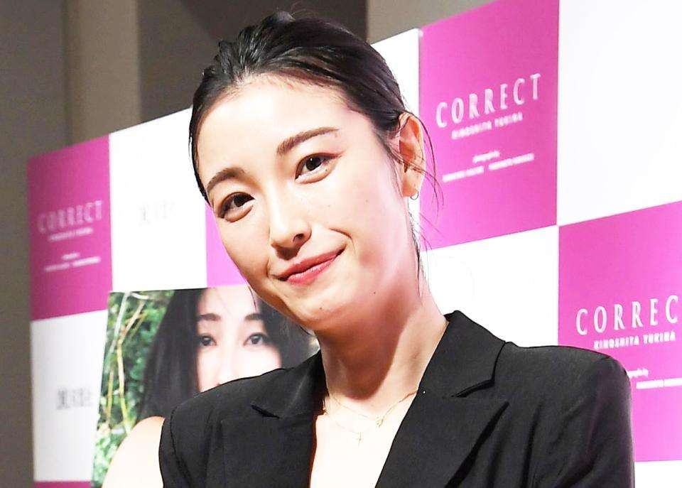 「足長っ」「めちゃ大人っぽ」木下優樹菜の超小顔10歳長女に驚き続々　フジモン娘