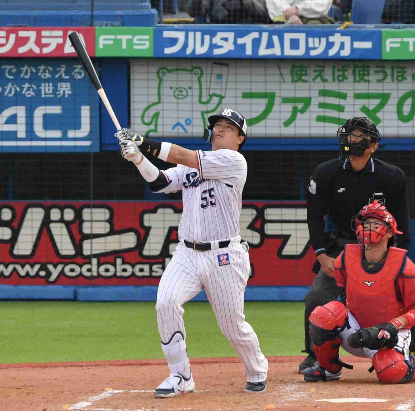 ヤクルト・村上の“珍打”「確信歩きランニングホームラン」にネット大ウケ　２ワードがトレンド入り（デイリースポーツ） - Yahoo!ニュース
