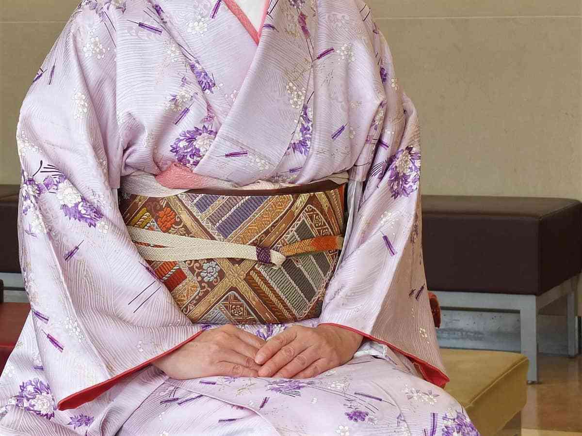 着物イベントの「左前」ポスターが物議　「死に装束」指摘も...制作元は修正否定「ファッションに決まりない」（J-CASTニュース） - Yahoo!ニュース