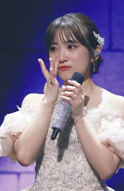ＨＫＴ４８の矢吹奈子が卒業コンサート　指原莉乃登場に涙も…「いつか朝ドラのヒロインに」女優の道へ：中日スポーツ・東京中日スポーツ 