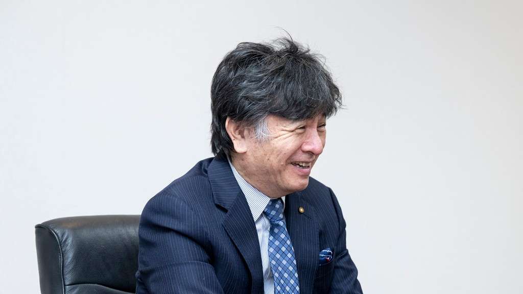 食後30分間は歯磨きNG？　ジュースは歯を溶かす？　歯科医が教える本当とうそ　|学習と健康・成長|朝日新聞EduA