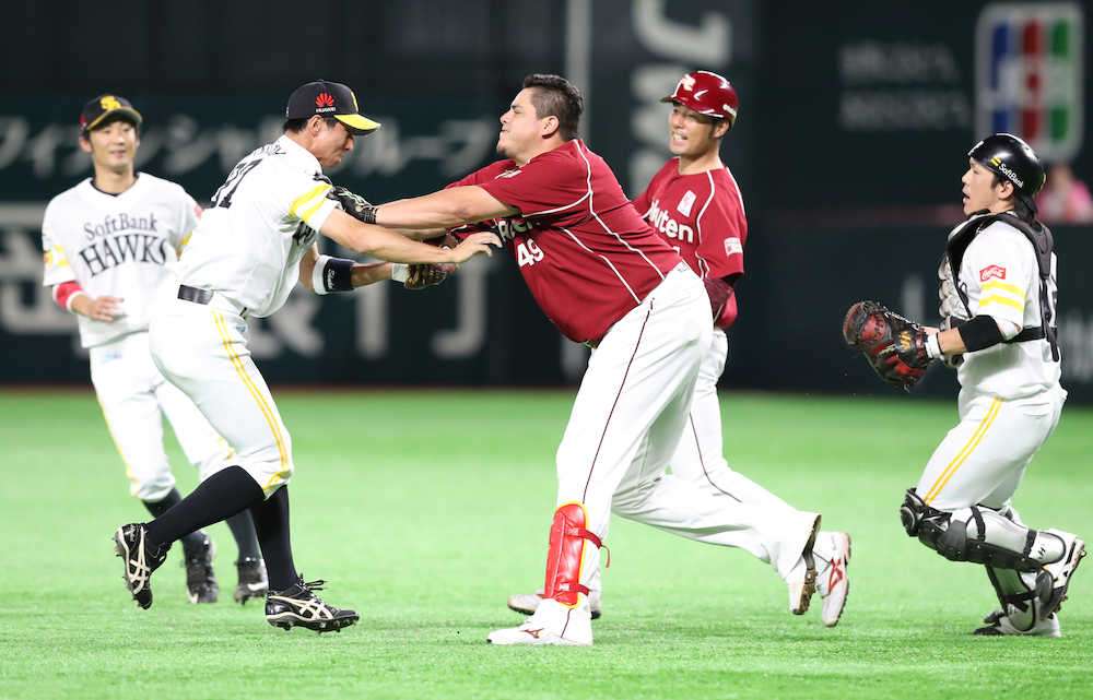 プロ野球「死球」サインは実在！元捕手が認める　元巨人投手の「ない」には一斉ブーイング　
