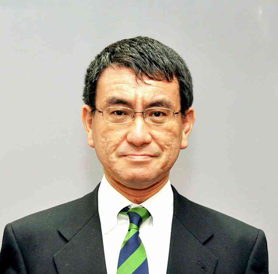 河野太郎デジタル相「公人こそブロックを」　ツイッター対応で見解（カナロコ by 神奈川新聞） - Yahoo!ニュース