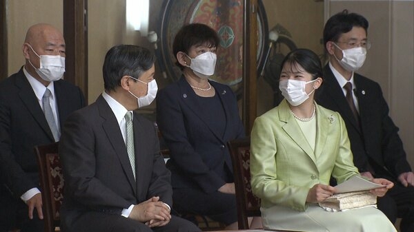 天皇陛下と愛子さま、雅楽演奏会へ　お二人での公式活動は初めて｜FNNプライムオンライン