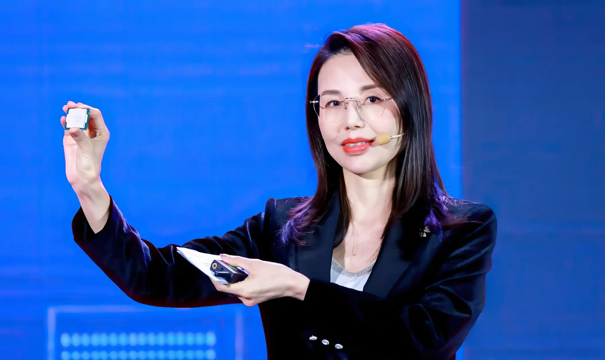 中国産と宣伝していた「PowerStar」CPUは、やはり中身はIntel製だった | TEXAL