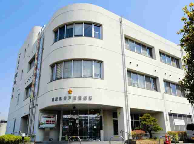 大型免許取得できず教習所を逆恨み　脅迫状や1500羽の折り鶴押し付ける　容疑で東京・品川の男逮捕 | 事件・事故 | 神戸新聞NEXT