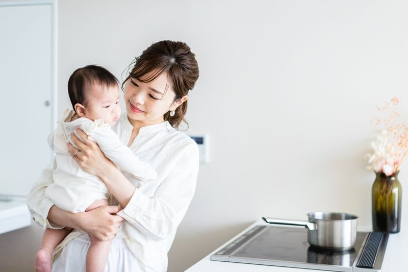 女性1万人に聞いた理想の子供の数は「2人」　子ども財源に医療費の負担増は7割反対