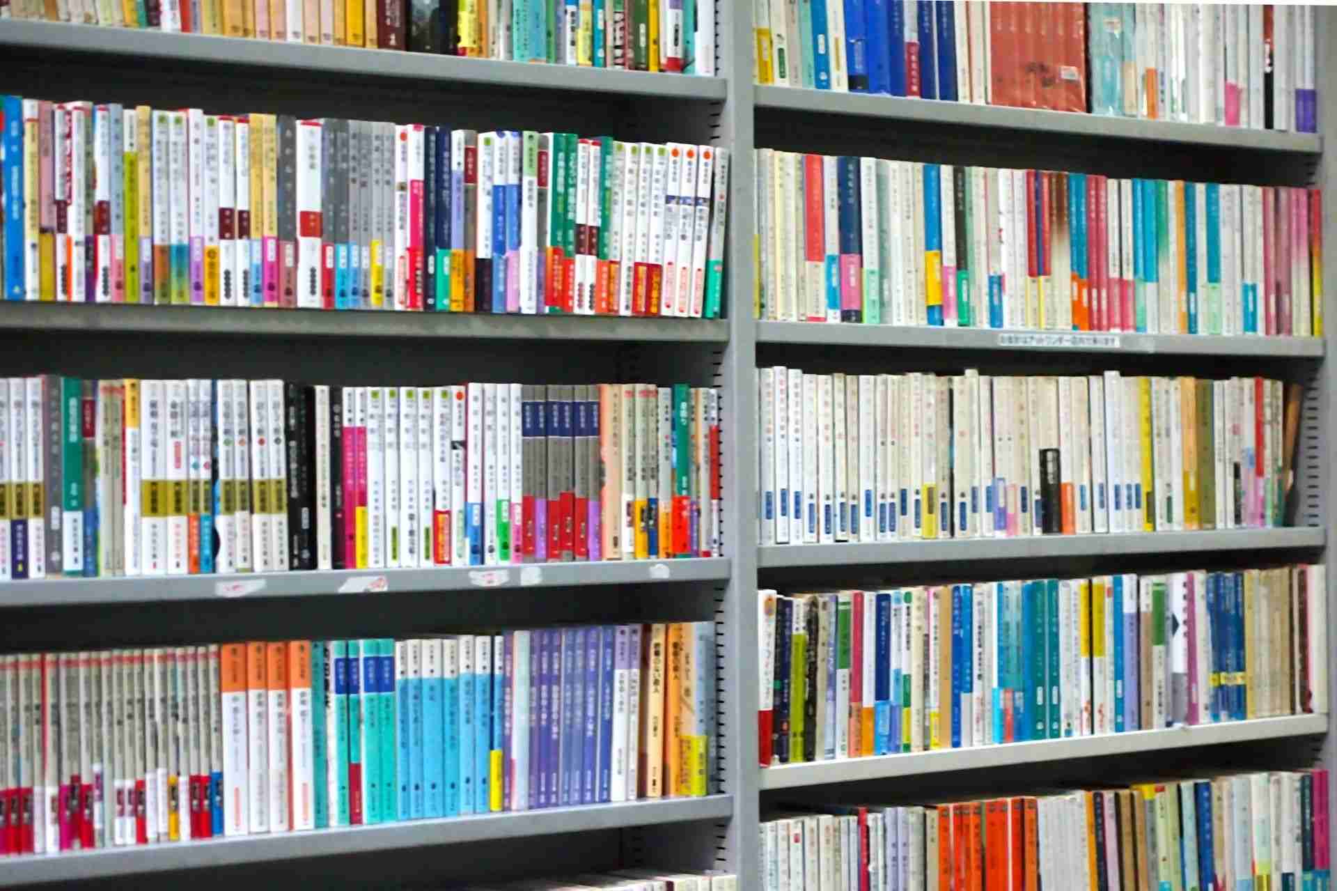 大学の教科書と教材、20万円かかるって知ってた？「予定と違う」と感じた新入生の保護者は4割（2万人調査）
