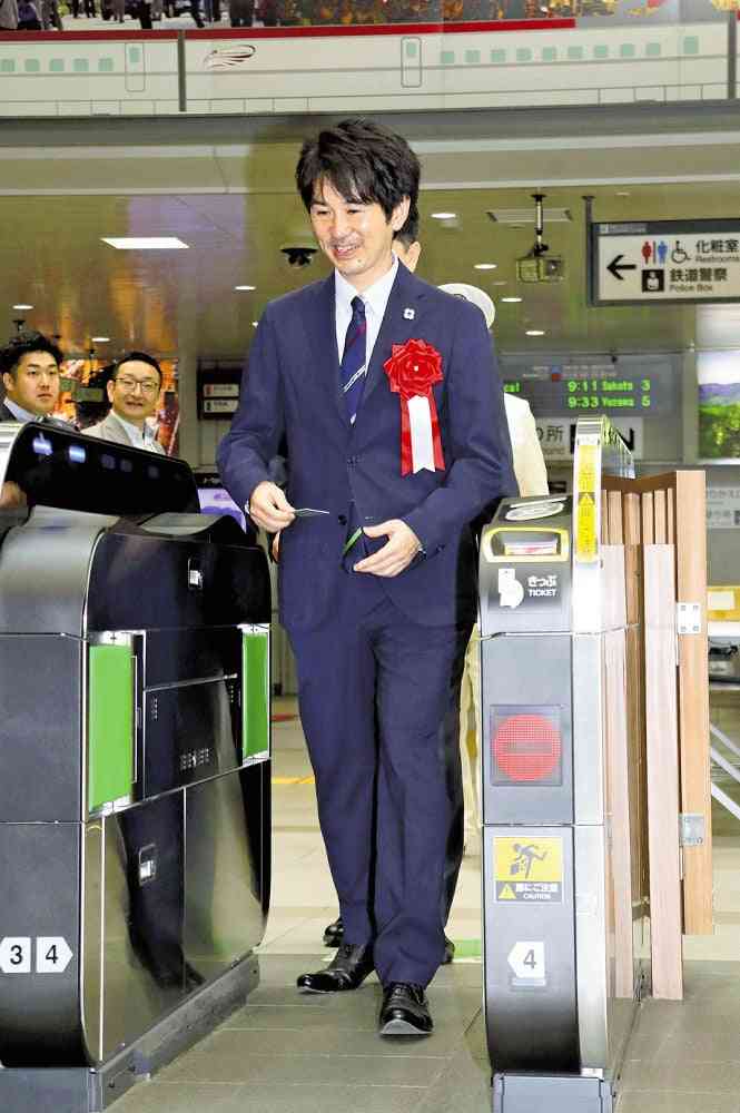 Suica「空白県」ついに解消、始発に合わせ利用の11歳「小学1年から待っていた」