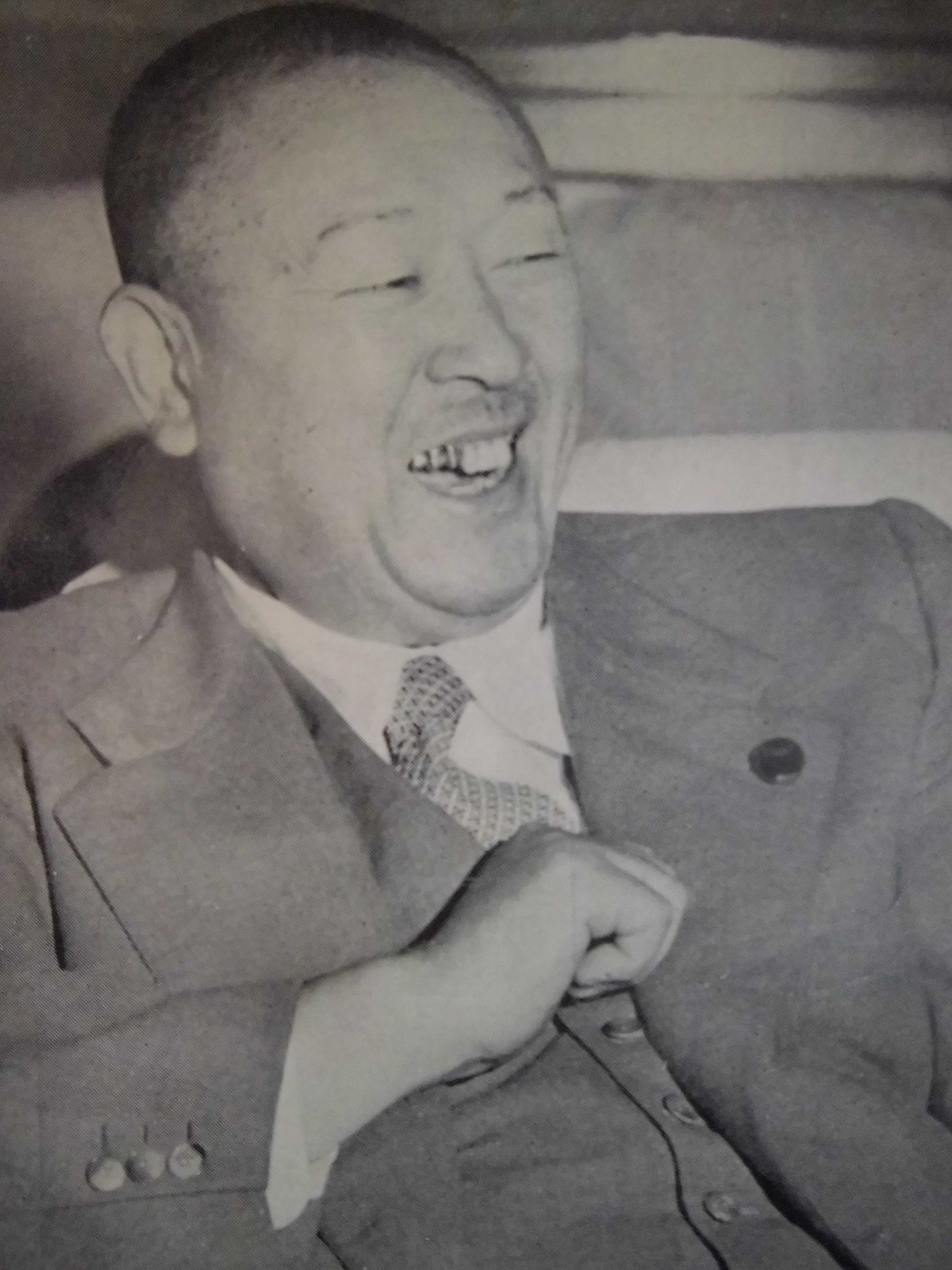 堤康次郎 - Wikipedia