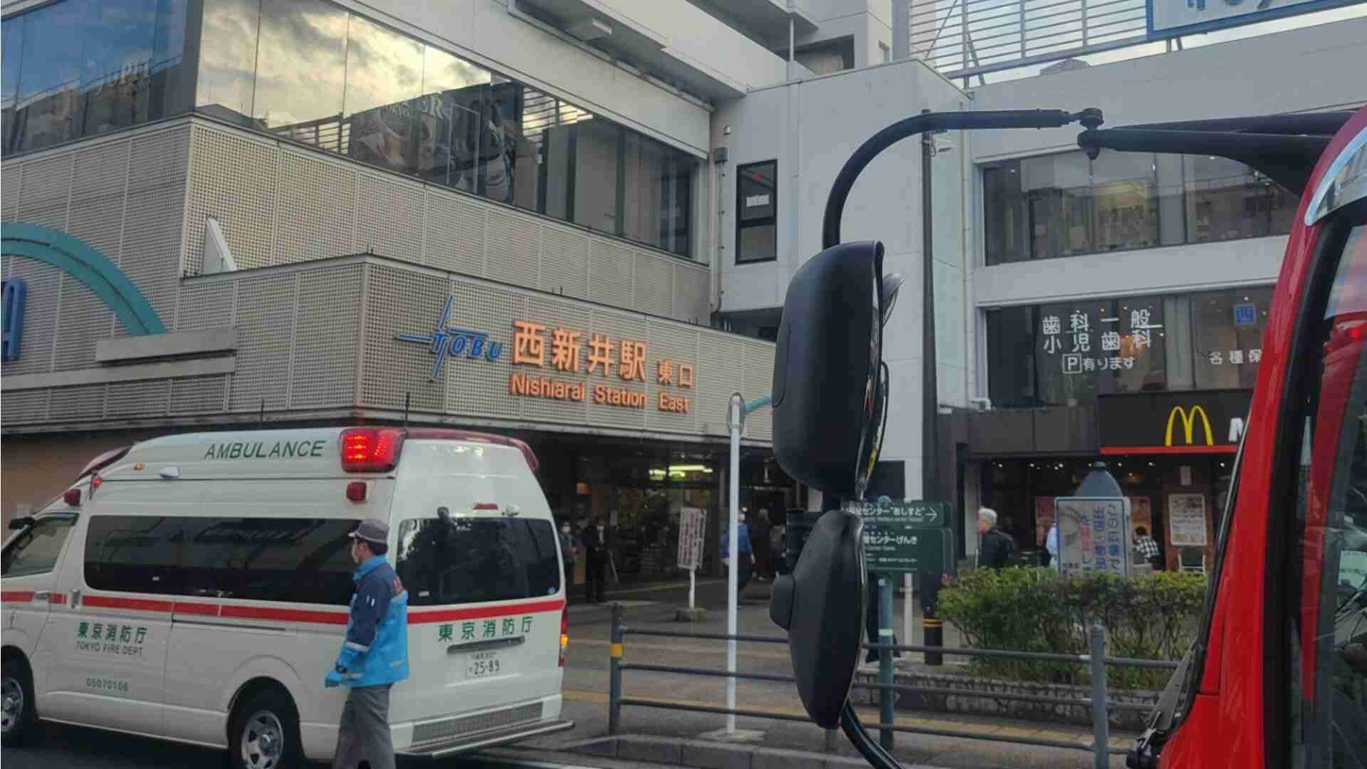 東京・足立区の西新井駅でコーヒー缶が爆発か　女性が熱さ訴え額にけが