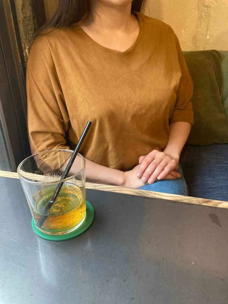         「あの人、かなり強烈ですよ」開店前からシャッターを叩く迷惑老人客に、先輩バイトが“まさかの対応” | 日刊SPA!    
