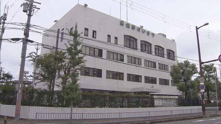 「口論になって殴った」室内で10代後半とみられる女性死亡　22歳男を傷害容疑で逮捕 | MBSニュース