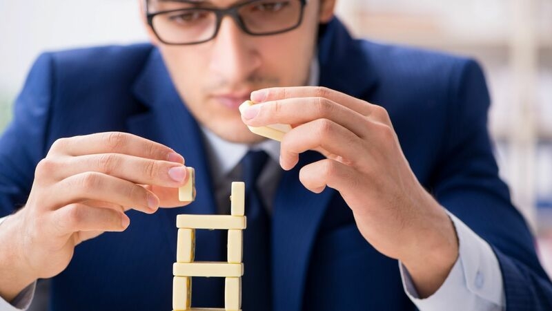 恋愛強者の男が強者たる所以とは「容姿」か？「経済力」か？「コミュ力」か？（荒川和久） - 個人 - Yahoo!ニュース