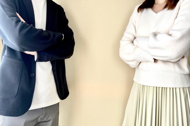 「イマドキ夫が妻子を養うなんてアリ？」専業主婦の妻に共働き拒否された男性の投稿が炎上！　同居の義父に「家購入」援助されたことが仇に...専門家に聞いた（1）: J-CAST 会社ウォッチ