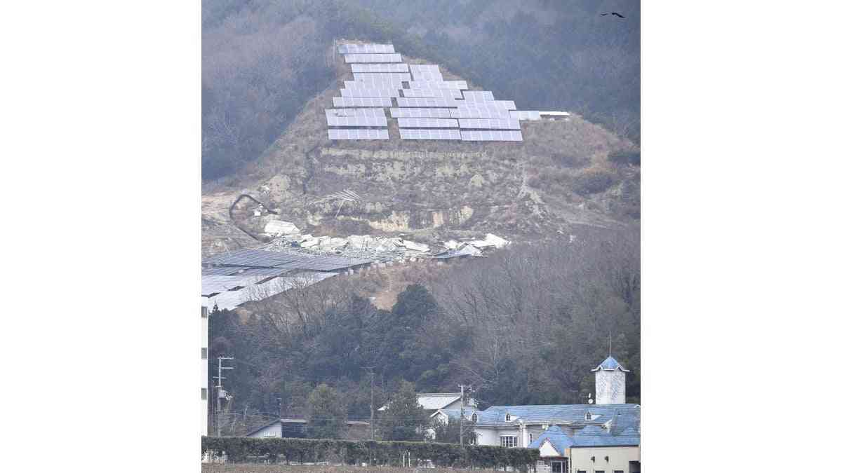 傾斜地の太陽光発電２３０か所、パネル崩落のリスク…土砂災害警戒区域内・住宅近くに設置 : 読売新聞