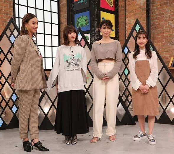 大勢のスタッフに囲まれ、雰囲気はもはや大女優…？田中みな実が「天王洲アイル」に現れた
