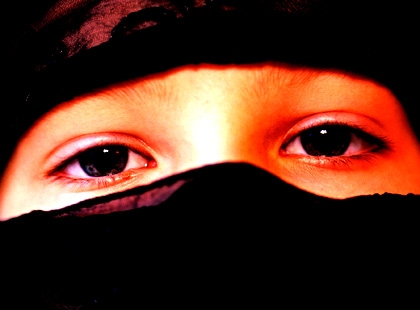 【イラン】レイプされ続けた16歳の少女が絞首刑に!!　知らないと危険、イスラム