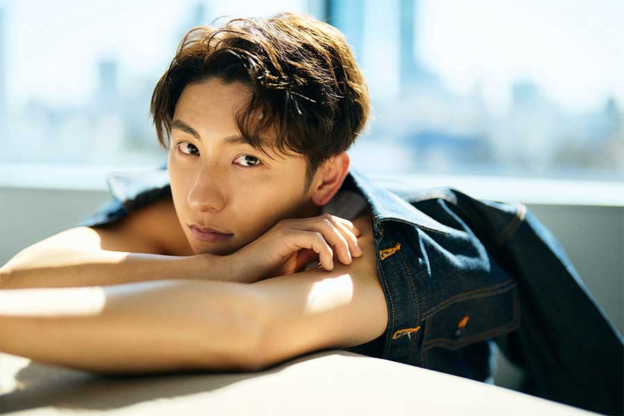 AAA・與真司郎、アーティスト活動休止から1年4か月の本音「全部やめようとした」