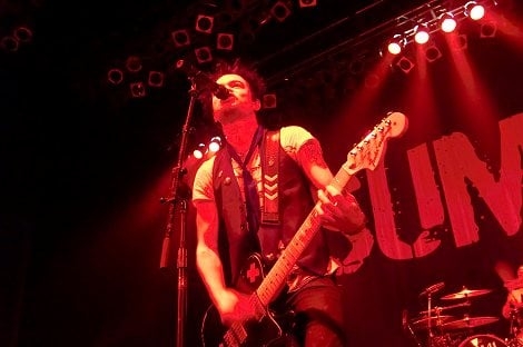 SUM 41、震災後海外アーティスト初の仙台公演決行　 | ORICON NEWS