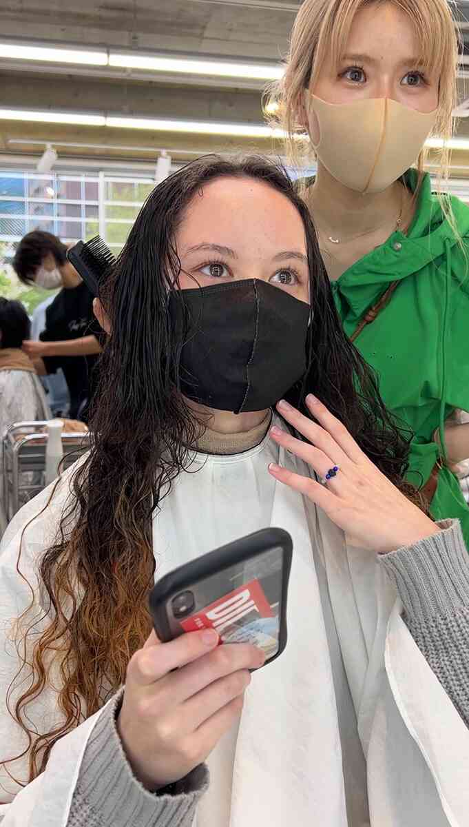 渋谷のメンズ美容室に若い女性客が殺到　“逆転現象”はなぜ起きているのか