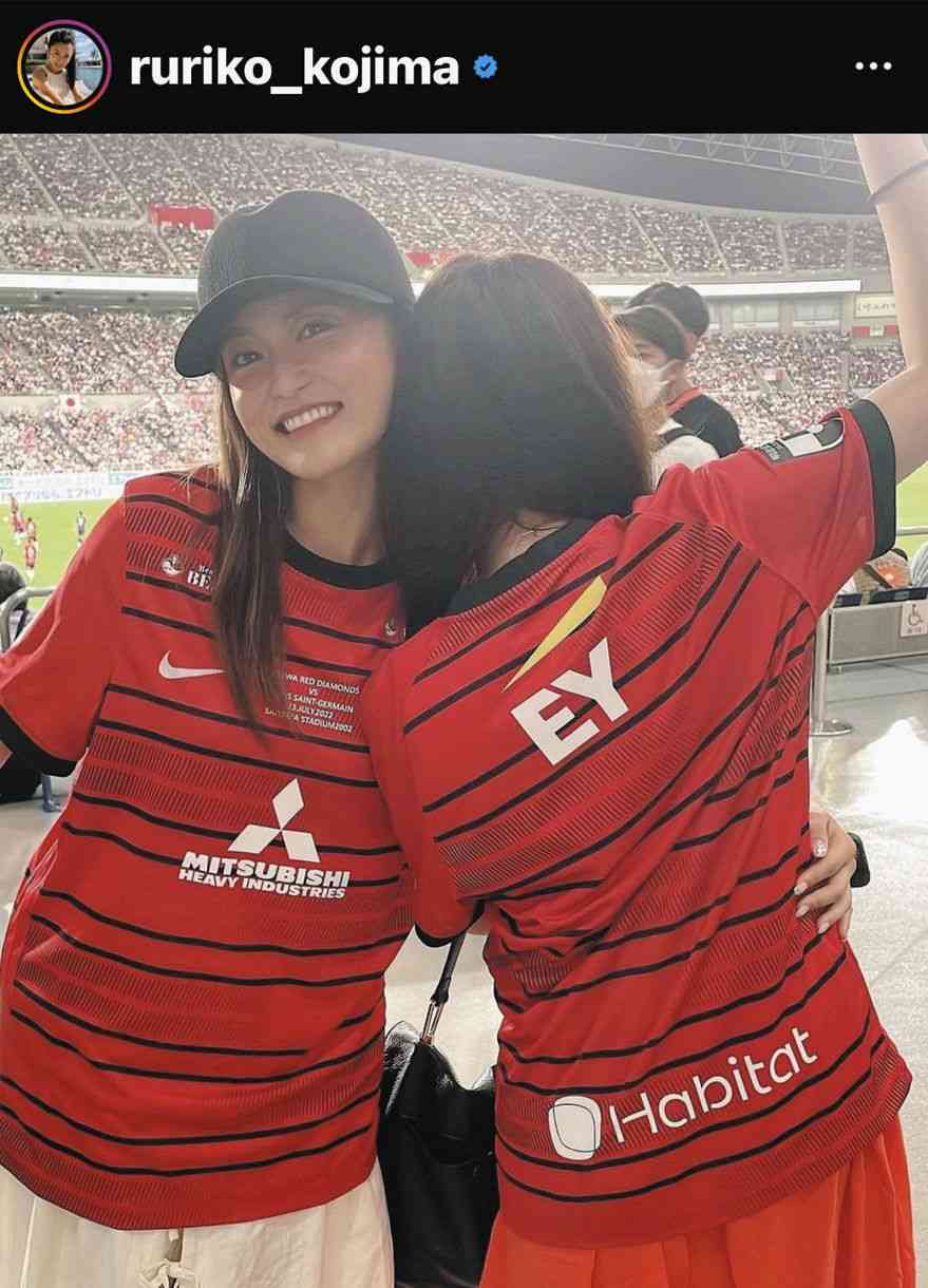 《今年2月にホリプロ退社》小島瑠璃子(29)が年下サウナ社長と“極秘結婚”! 夫は取材に「前回の結婚との重複期間については明確に否定」
