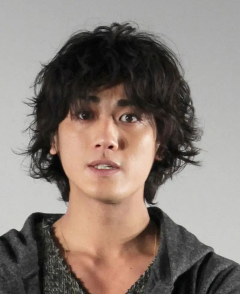 赤西仁、「滝沢秀明氏設立の新事務所に所属」一部報道をキッパリ否定「100%ありましぇん」