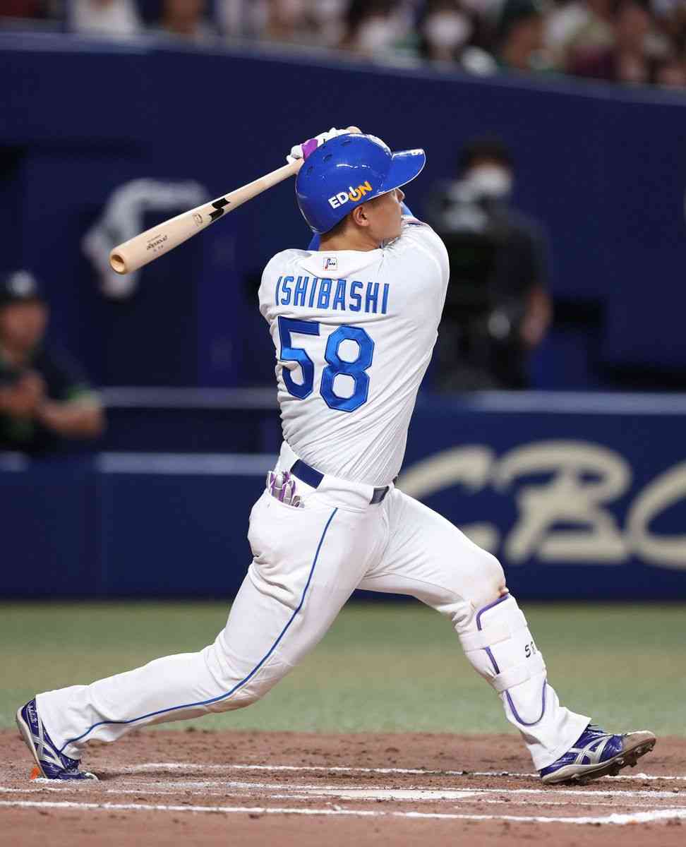 石橋、鬱憤晴らす初アーチ　代役で躍動する２２歳―プロ野球・中日：時事ドットコム