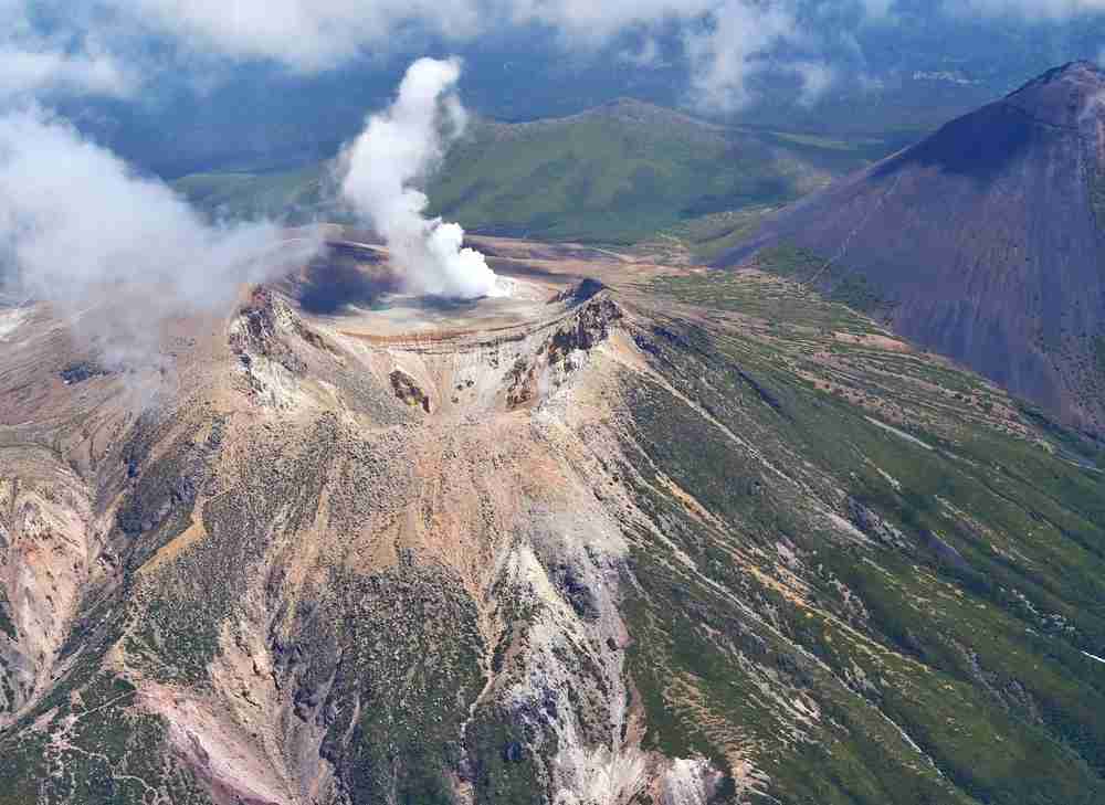 北海道・雌阿寒岳で火山性地震　200回超（共同通信） - Yahoo!ニュース