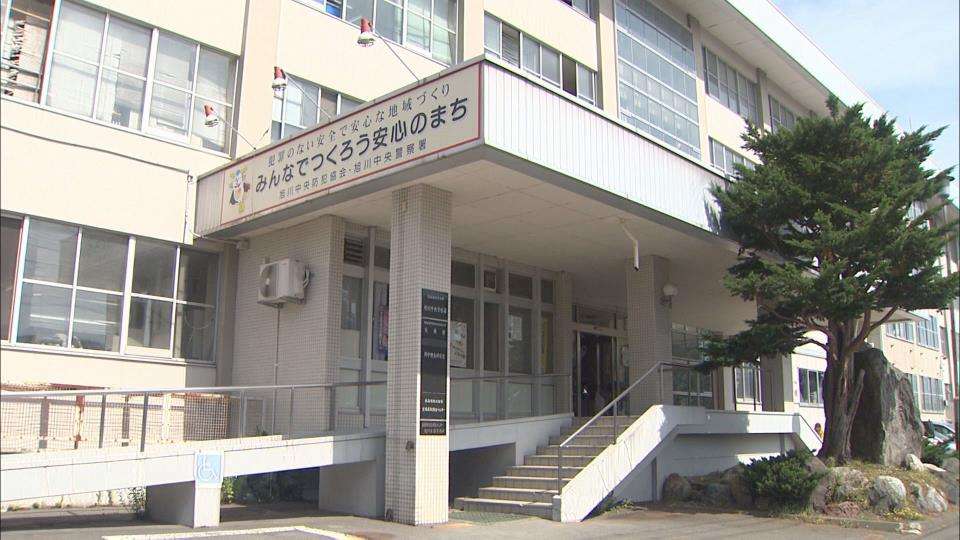 同居する女性の娘を蹴ってけがさせる、26歳派遣社員の男を逮捕「蹴ったというか足でなぎ倒した」日常的な虐待がないか警察捜査 | TBS NEWS DIG