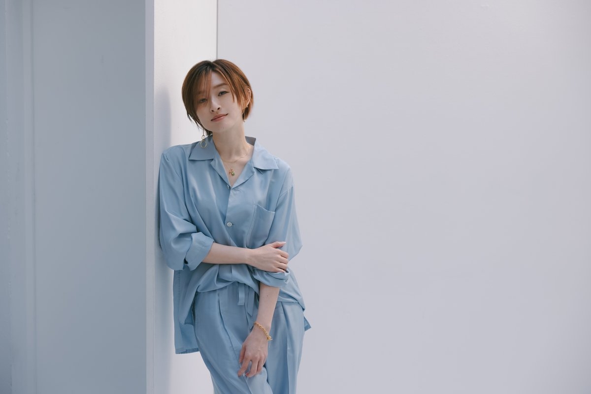 島袋寛子「人気絶頂の中でのSPEED解散」グループ解散後に待っていた日常と現実｜CHANTO WEB