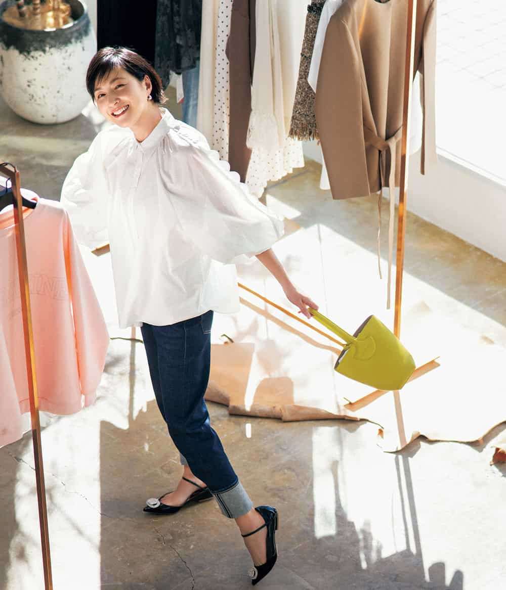 広末涼子さん「デニム」で“ママじゃない”オシャレに挑戦！ – STORY [ストーリィ] オフィシャルサイト