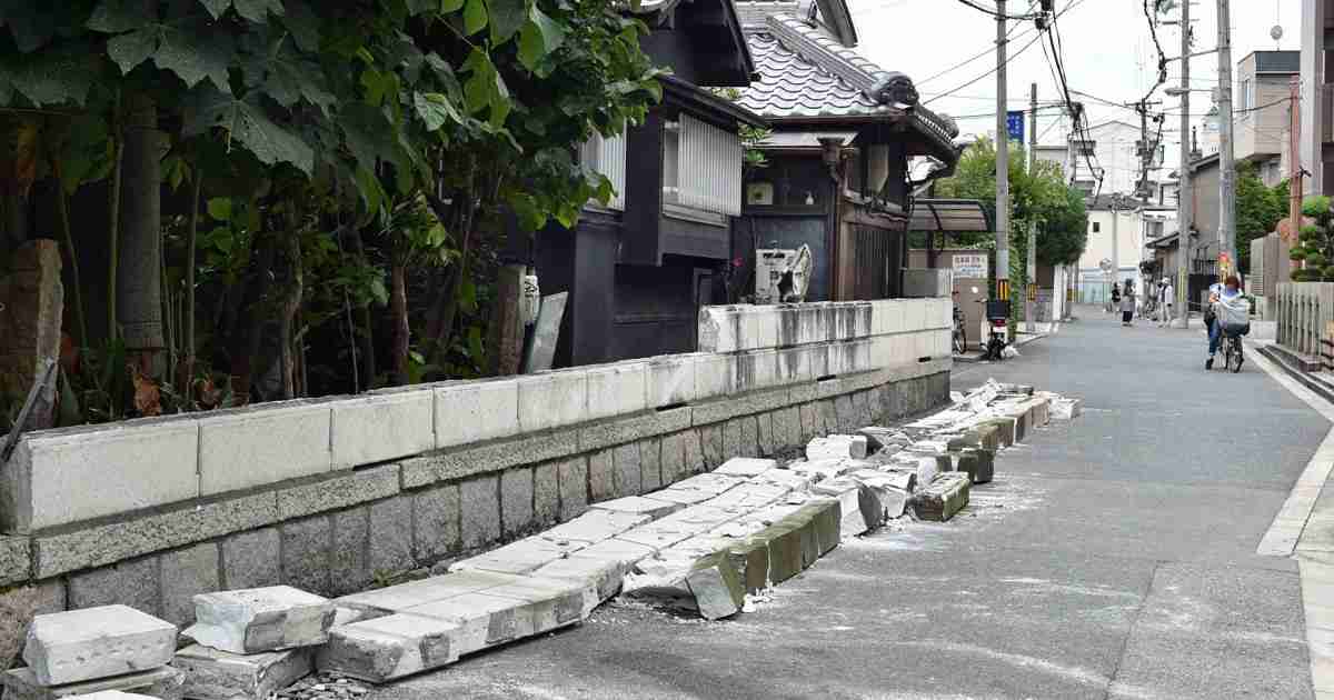 民間の「危険ブロック塀」なぜ減らぬ？　都市型地震で浮かんだ「壁」 | 毎日新聞